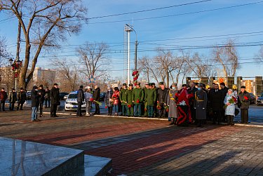 Слава защитникам Отечества!
